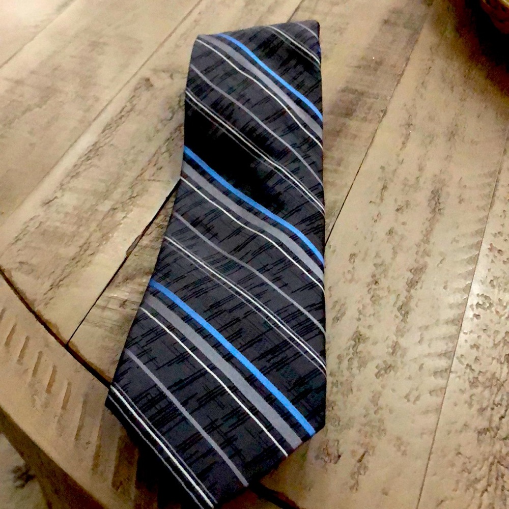 Perry Ellis Portfolio Tie